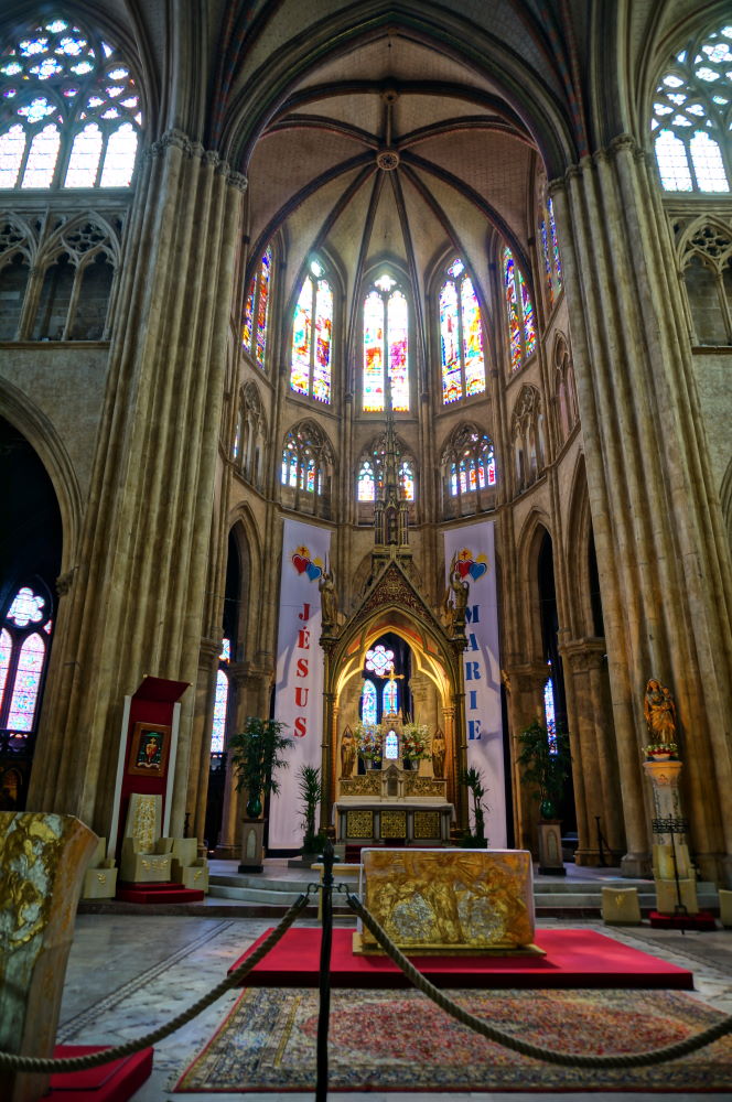 Autel Cathedrale Bayonne Pierre Mirosa CC BY SA 3